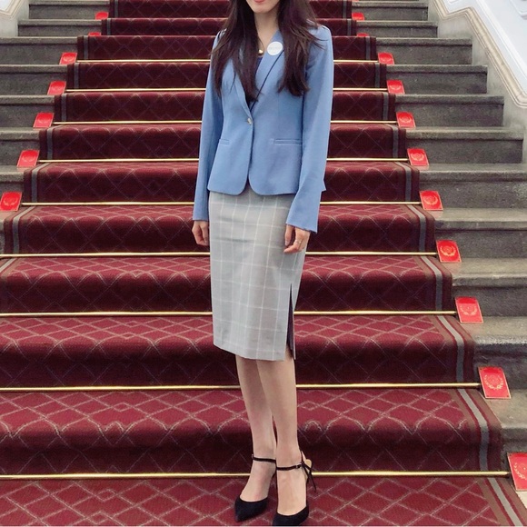 Banana Republic Periwinkle Blazer - Picture 2 of 5